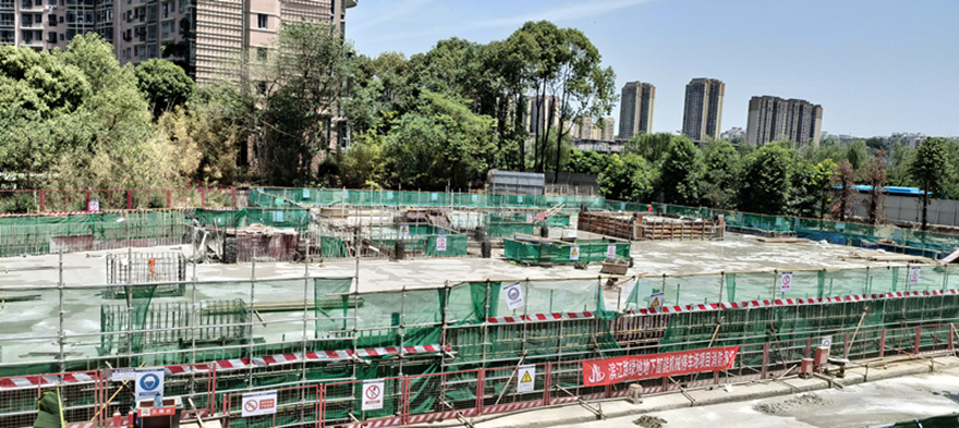 民生实事项目滨江路智能停车场实现主体封顶