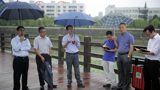 集团党委书记,副董事长陈建强调研集团"美丽绵阳"二期项目