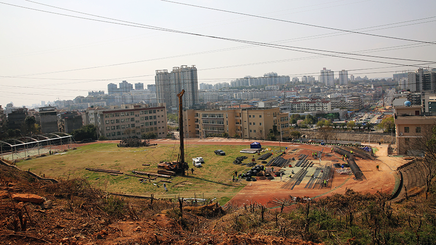 02一环北段东延线项目芙蓉溪以东区域财经学校段建设现场