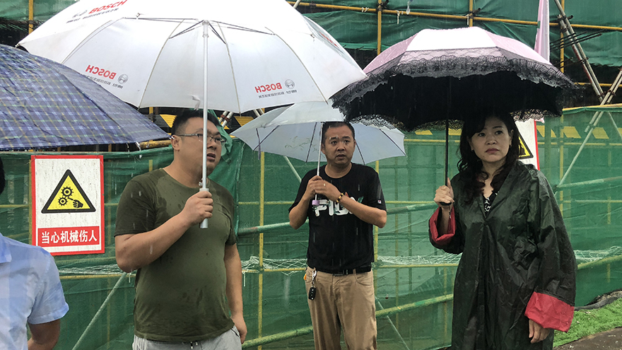 检查已出让地块在建项目防汛工作