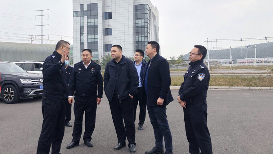 绵投集团与交警支队工作会谈2