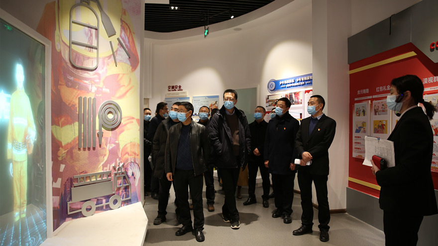 参观游仙区法治教育基地