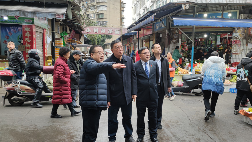 集团党委副书记、总经理程一带队督查御营新村安全生产和疫情防控等工作 集团党委副书记、总经理程一带队督查御营新村安全生产和疫情防控等工作