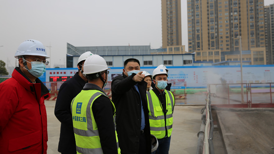 集团党委书记、董事长肖林带队督查三江医院项目安全生产和疫情防控等工作 集团党委书记、董事长肖林带队督查三江医院项目安全生产和疫情防控等工作