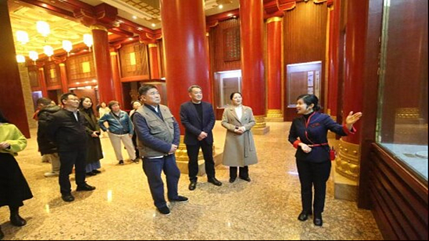 越王楼参观图 越王楼参观图